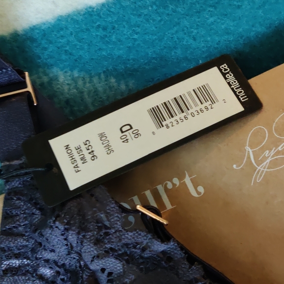 NWT Montelle Muse London Fog Lace Underwire bra 40D - Picture 6 of 6